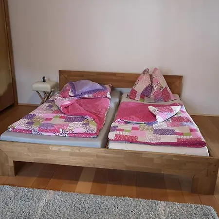 Ferienwohnung Im Idyllischen Vierkanthof Fürstenfeld