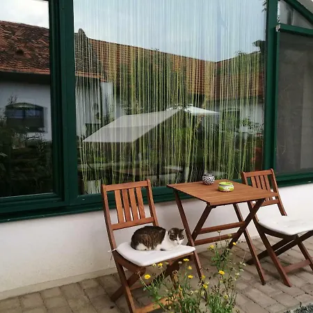 Ferienwohnung Im Idyllischen Vierkanthof * Fürstenfeld