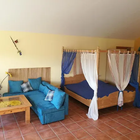 Appartement Ferienwohnung Im Idyllischen Vierkanthof