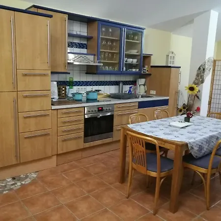 Ferienwohnung Im Idyllischen Vierkanthof Fürstenfeld